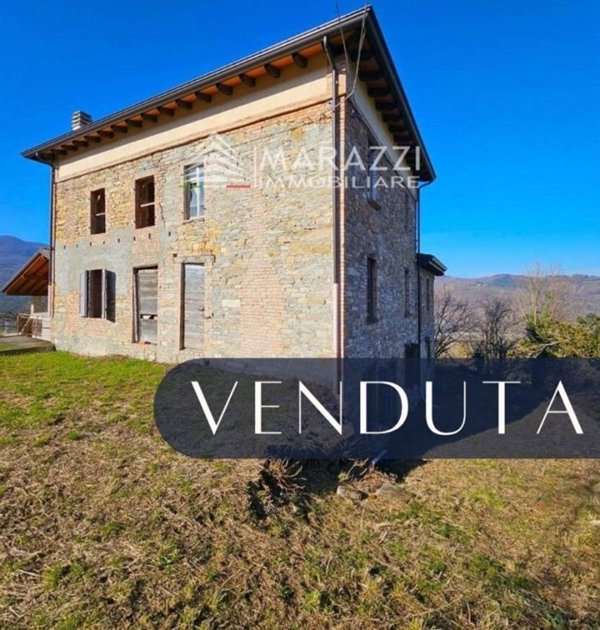 casa indipendente in vendita a Vernasca in zona Castelletto