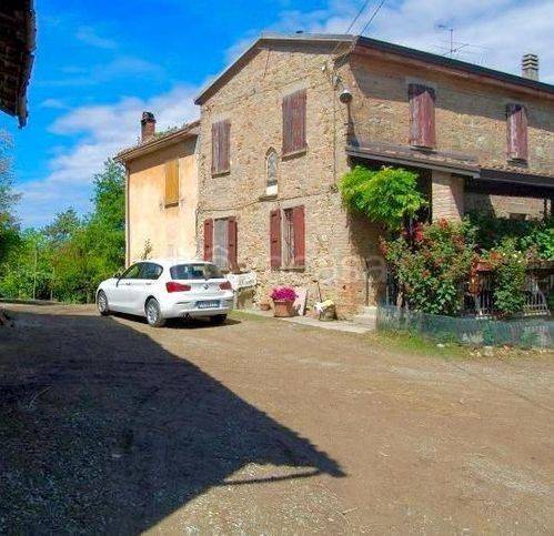 azienda agricola in vendita a Vernasca