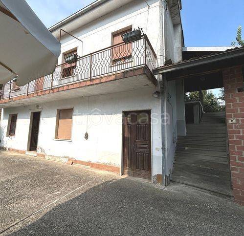casa indipendente in vendita a Vernasca