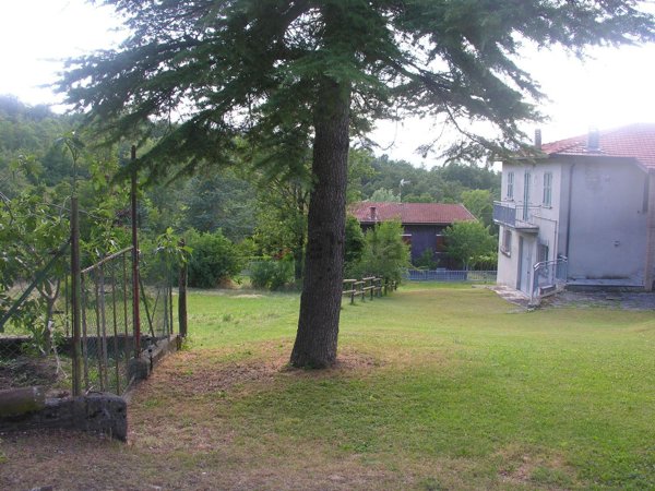 casale in vendita a Vernasca