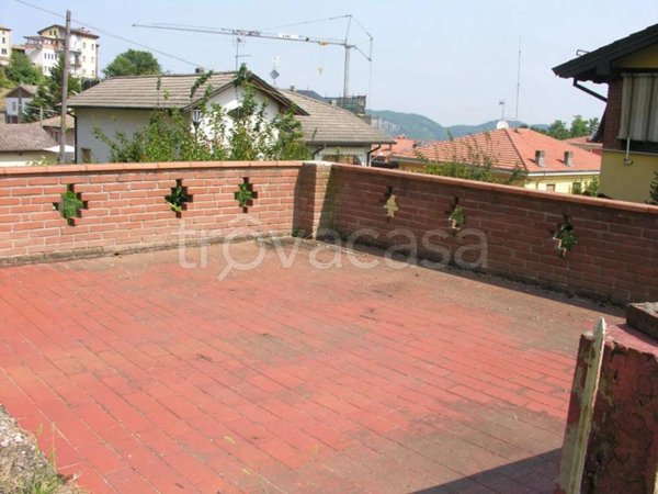 casa semindipendente in vendita a Vernasca
