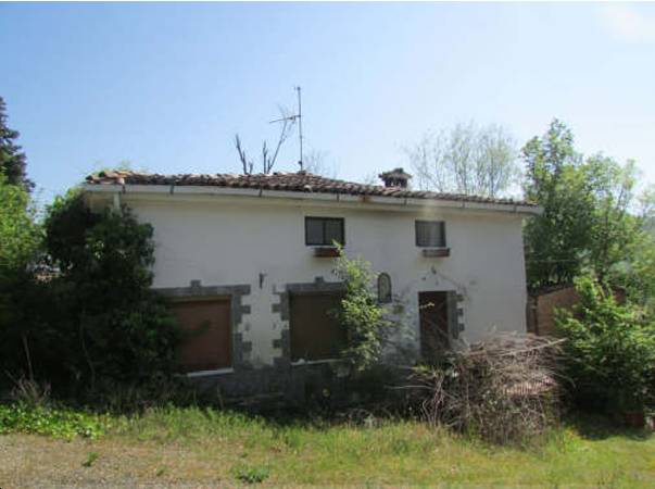 trivano in vendita a Vernasca