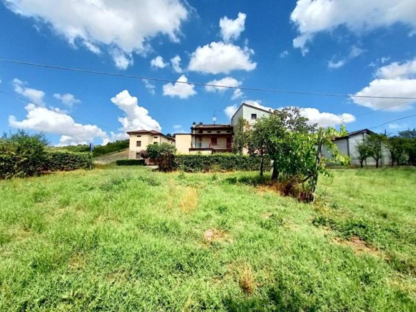casa indipendente in vendita a Vernasca