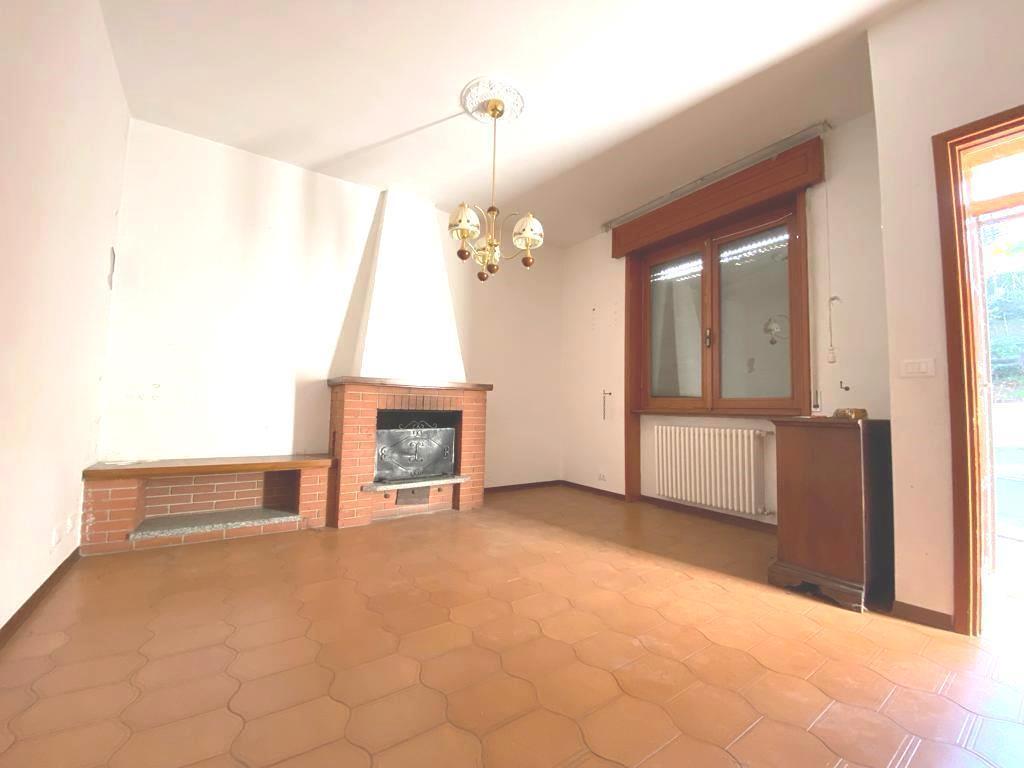 casa indipendente in vendita a Vernasca