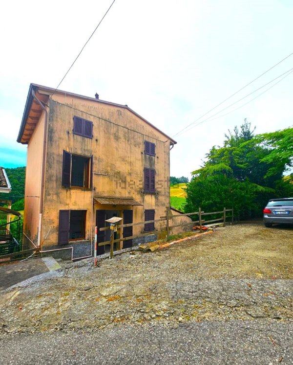 appartamento in vendita a Vernasca