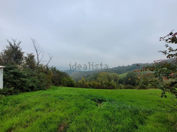 appartamento in vendita a Vernasca in zona Vigoleno