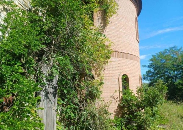 casa indipendente in vendita a Vernasca