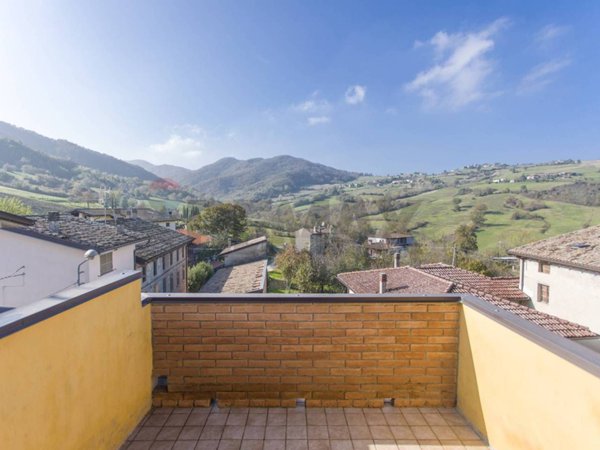 casa indipendente in vendita a Vernasca in zona Trinità