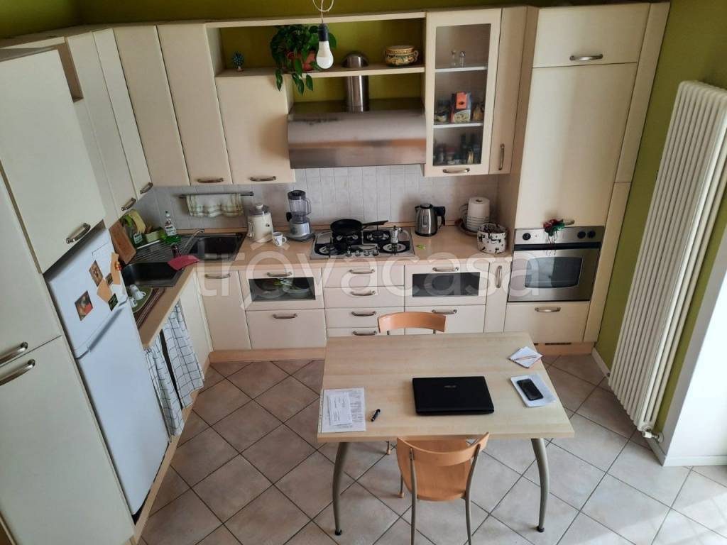 appartamento in vendita a Vigolzone in zona Albarola
