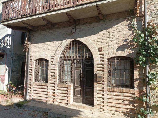casa indipendente in vendita a Vigolzone in zona Grazzano Visconti