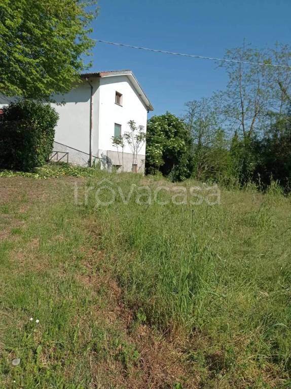 casa indipendente in vendita a Vigolzone in zona Carmiano