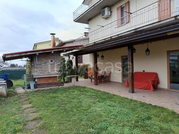 appartamento in vendita a Vigolzone in zona Villò