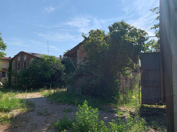 casale in vendita a Vigolzone in zona Villò