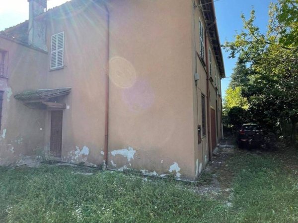 casa semindipendente in vendita a Vigolzone in zona Villò