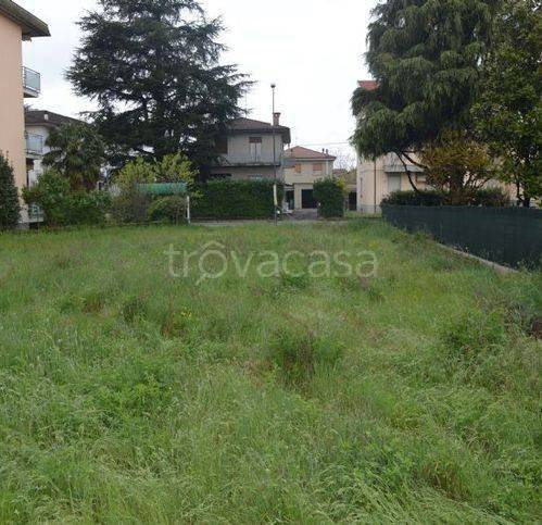 terreno edificabile in vendita a Vigolzone