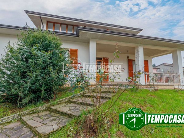 appartamento in vendita a Vigolzone in zona Grazzano Visconti