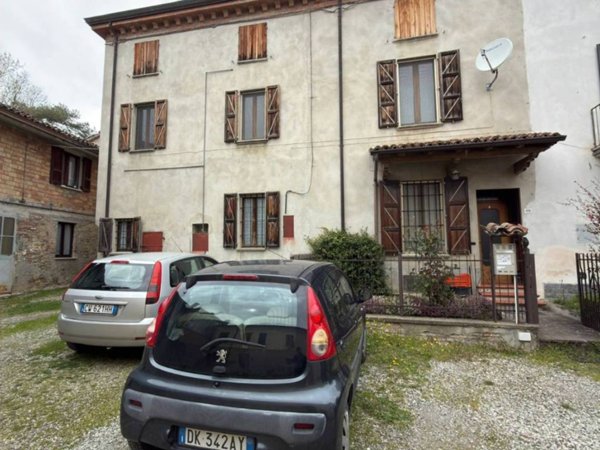 appartamento in vendita a Vigolzone in zona Albarola