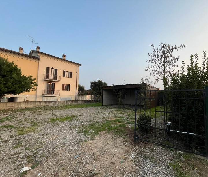 terreno edificabile in vendita a Vigolzone in zona Veano