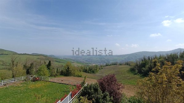 appartamento in vendita a Vigolzone in zona Carmiano