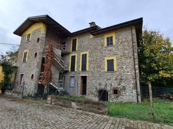 appartamento in vendita a Vigolzone in zona Borgo di Sotto