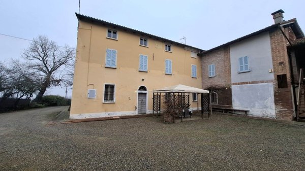 pentavano in vendita a Vigolzone in zona Veano