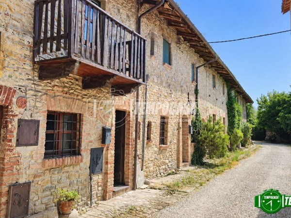 casa indipendente in vendita a Vigolzone in zona Grazzano Visconti