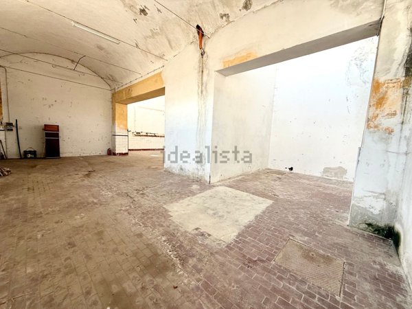 locale di sgombero in vendita a Vigolzone