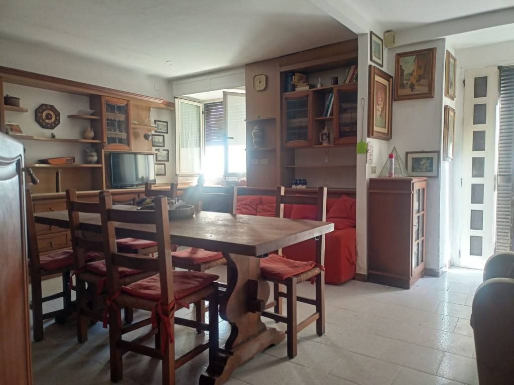 casa indipendente in vendita a Vigolzone in zona Carmiano
