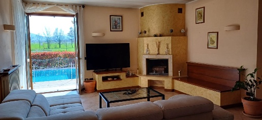 casa indipendente in vendita a Vigolzone in zona Borgo di Sotto