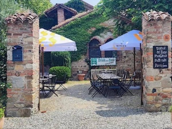 negozio in vendita a Vigolzone in zona Grazzano Visconti