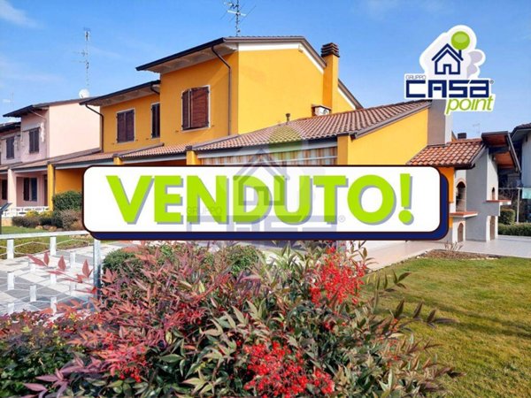 casa indipendente in vendita a Villanova sull'Arda