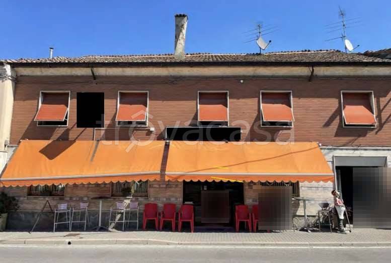 negozio in vendita a Villanova sull'Arda