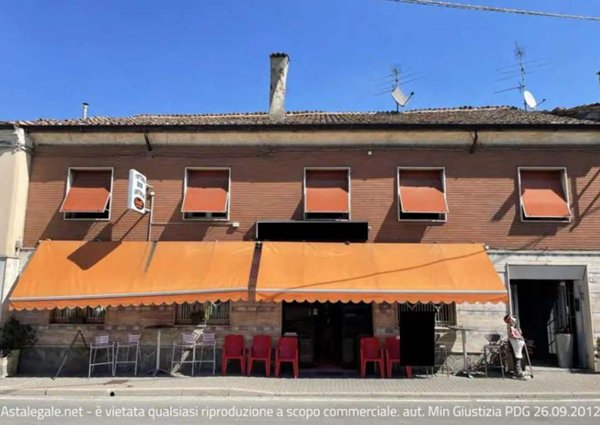 negozio in vendita a Villanova sull'Arda