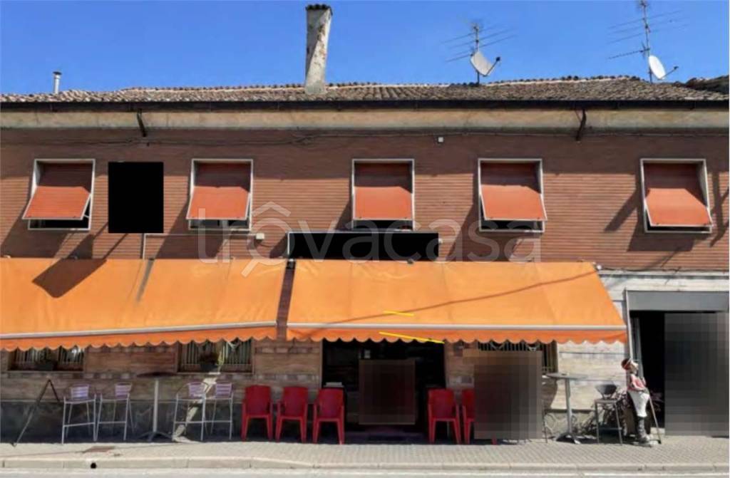 negozio in vendita a Villanova sull'Arda