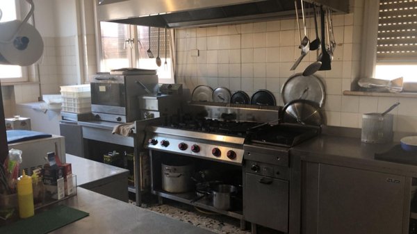 negozio in vendita a Villanova sull'Arda