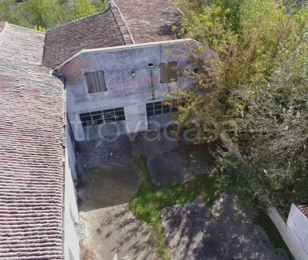 appartamento in vendita a Villanova sull'Arda in zona Sant'Agata