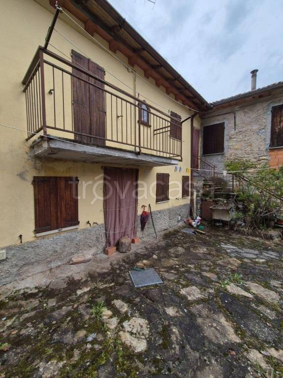 casa indipendente in vendita a Zerba in zona Samboneto