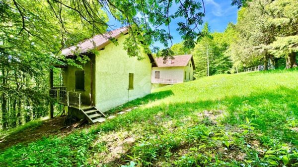 casa indipendente in vendita a Zerba