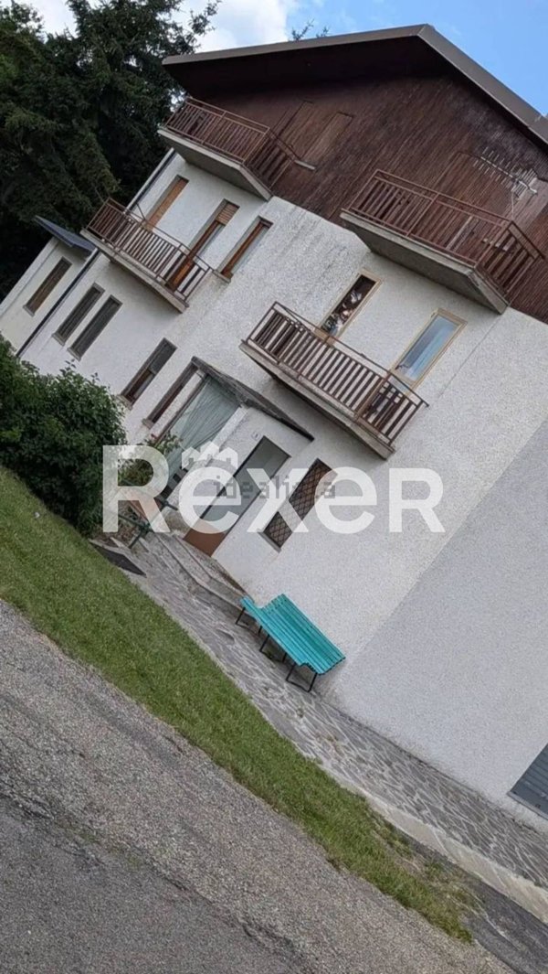 casa indipendente in vendita a Zerba
