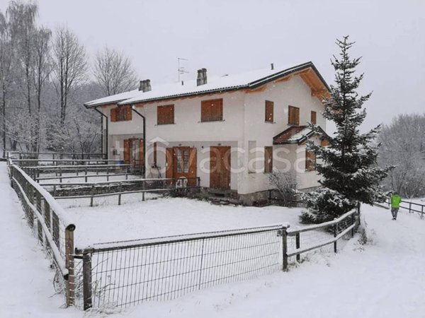 casa indipendente in vendita a Zerba