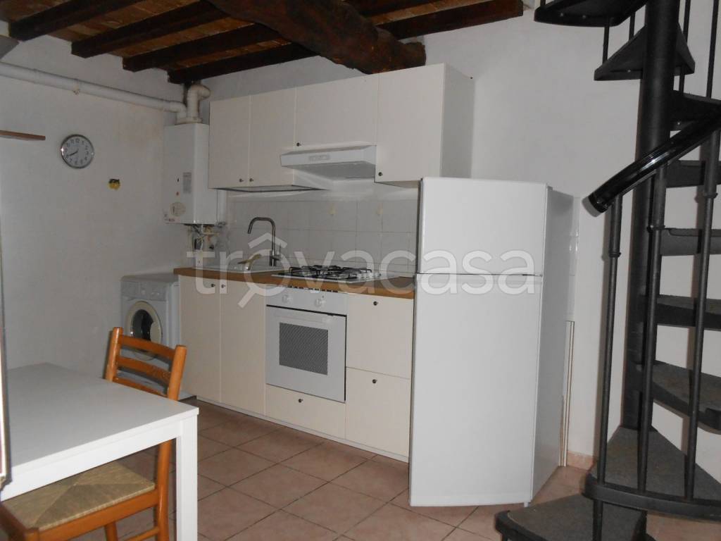 appartamento in vendita a Ziano Piacentino