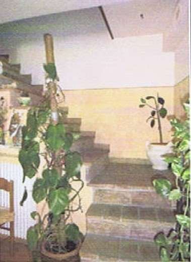 casa indipendente in vendita a Ziano Piacentino in zona Vicobarone