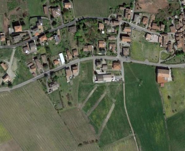 casa indipendente in vendita a Ziano Piacentino