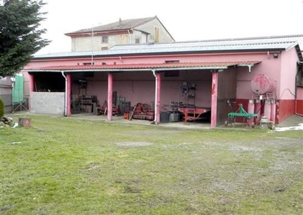 azienda agricola in vendita a Ziano Piacentino