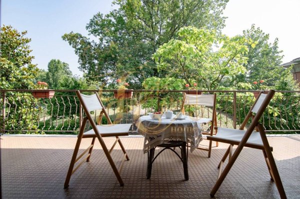 casa indipendente in vendita a Ziano Piacentino