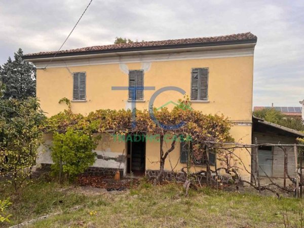 casa indipendente in vendita a Ziano Piacentino in zona Vicobarone
