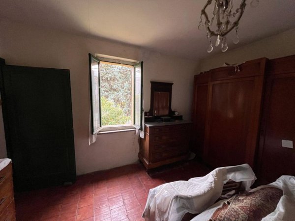 casa indipendente in vendita a Ziano Piacentino in zona Vicobarone