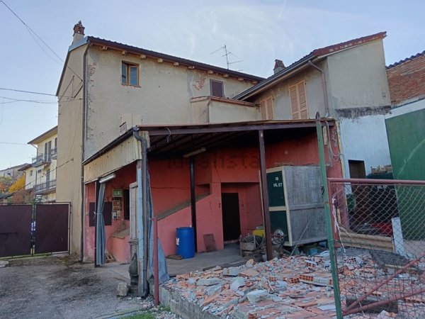 appartamento in vendita a Ziano Piacentino