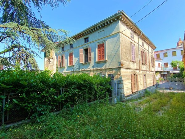 casa indipendente in vendita a Ziano Piacentino in zona Vicobarone