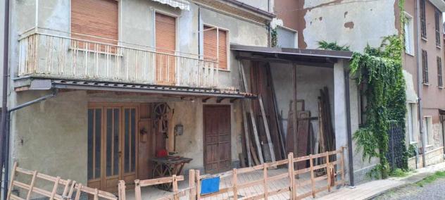 appartamento in vendita a Ziano Piacentino in zona Seminò